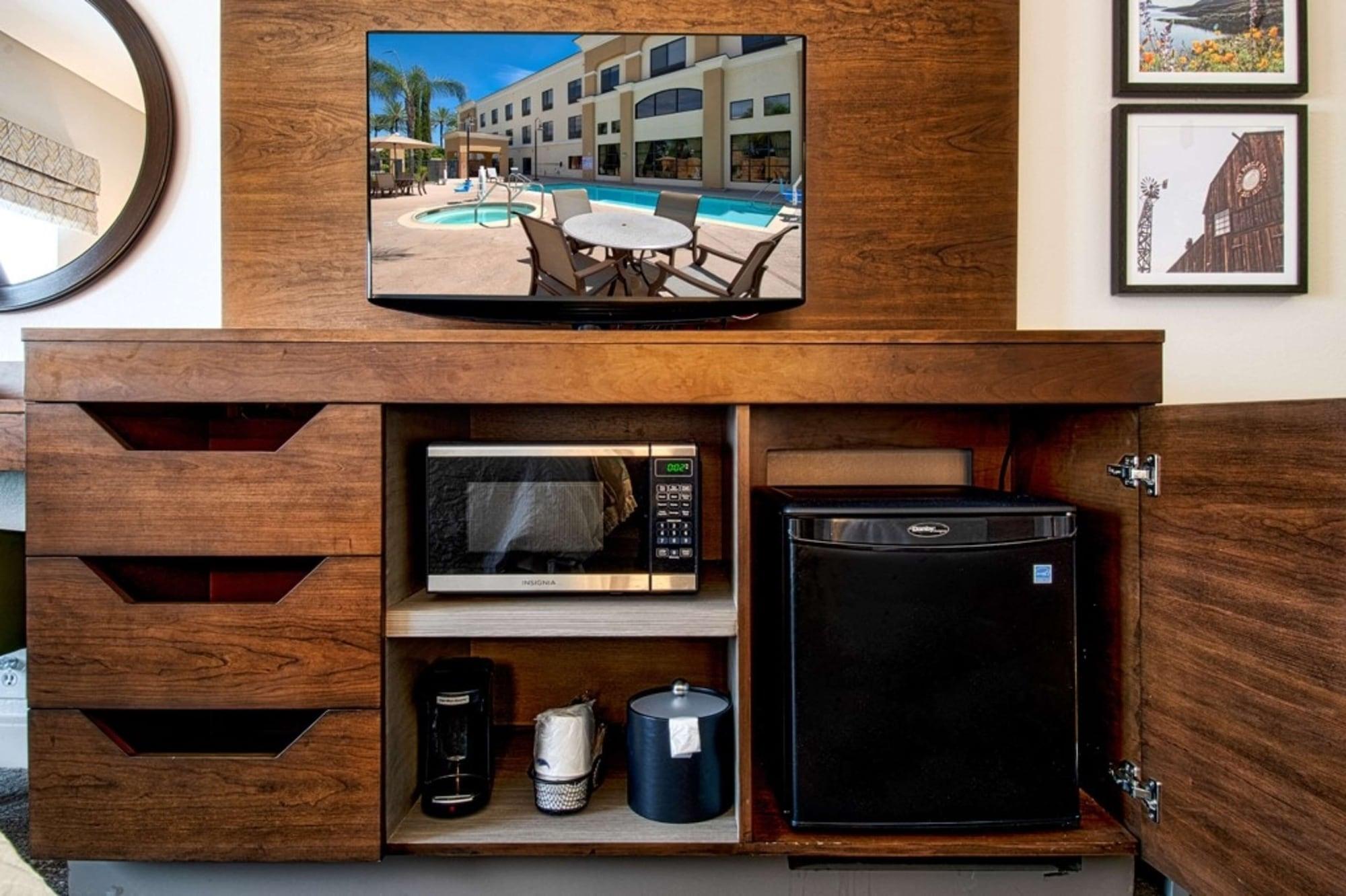 Hampton Inn & Suites By Hilton Hemet Menifee Murrieta Exterior foto