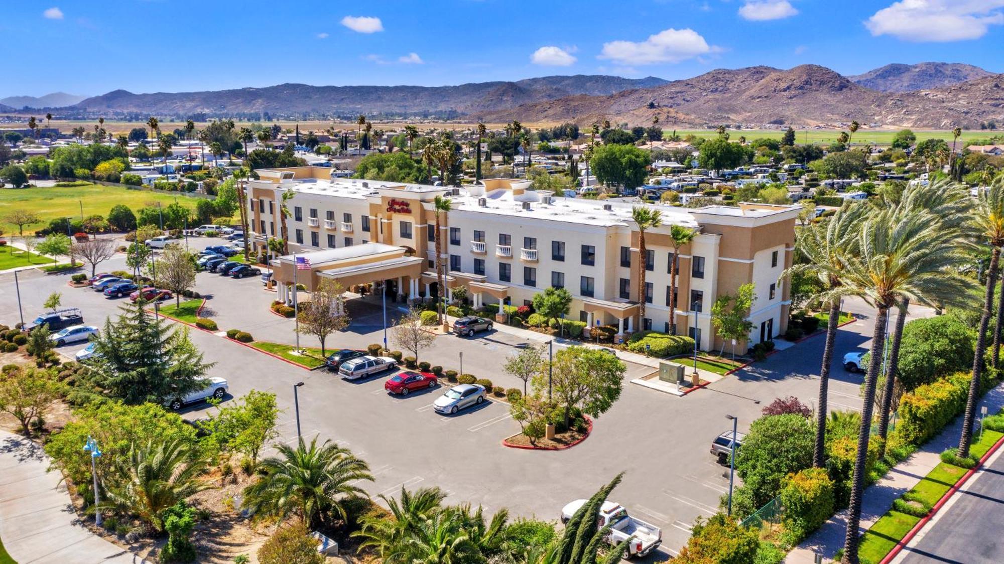 Hampton Inn & Suites By Hilton Hemet Menifee Murrieta Exterior foto